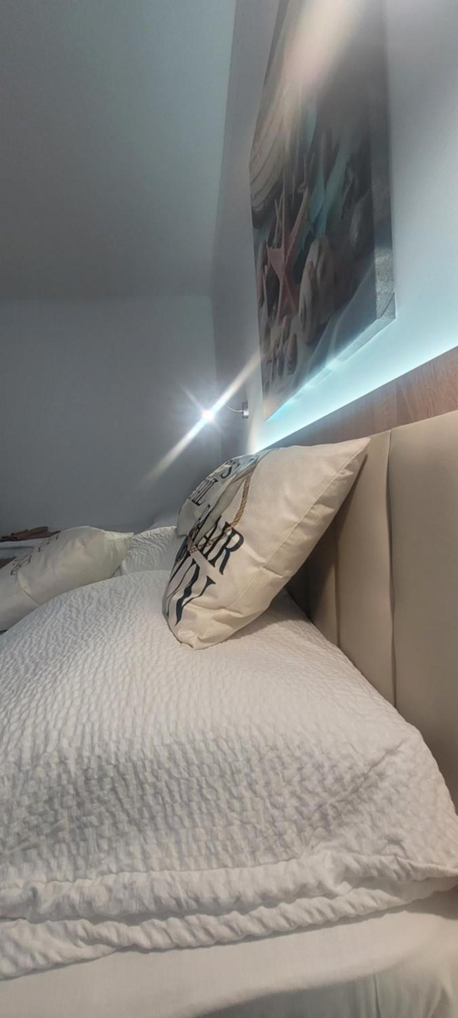 Csaladi Kikoeto Apartman Gyula Exterior foto